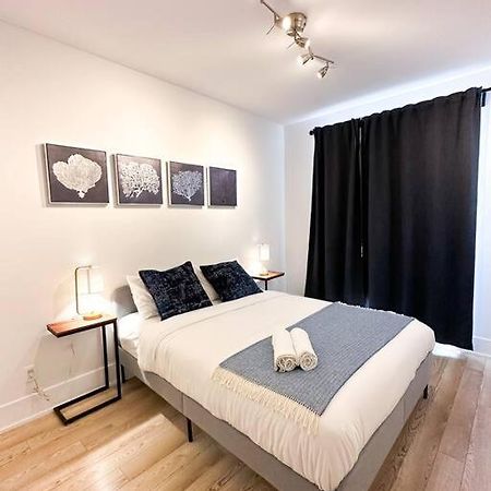 Elegant Suites - City Views, Lake View, Free Parking Toronto Exterior foto