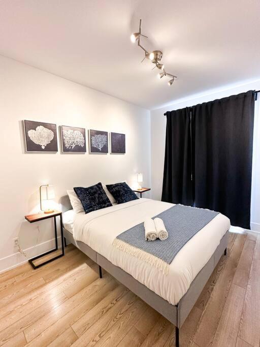 Elegant Suites - City Views, Lake View, Free Parking Toronto Exterior foto